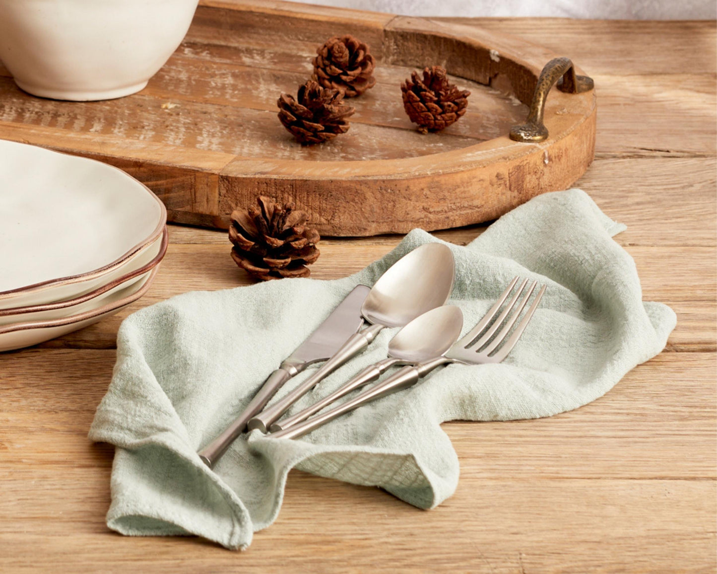 Silver Stainless Steel Cutlery Set. Restaurant Quality Flatware from What a Host Home Decor