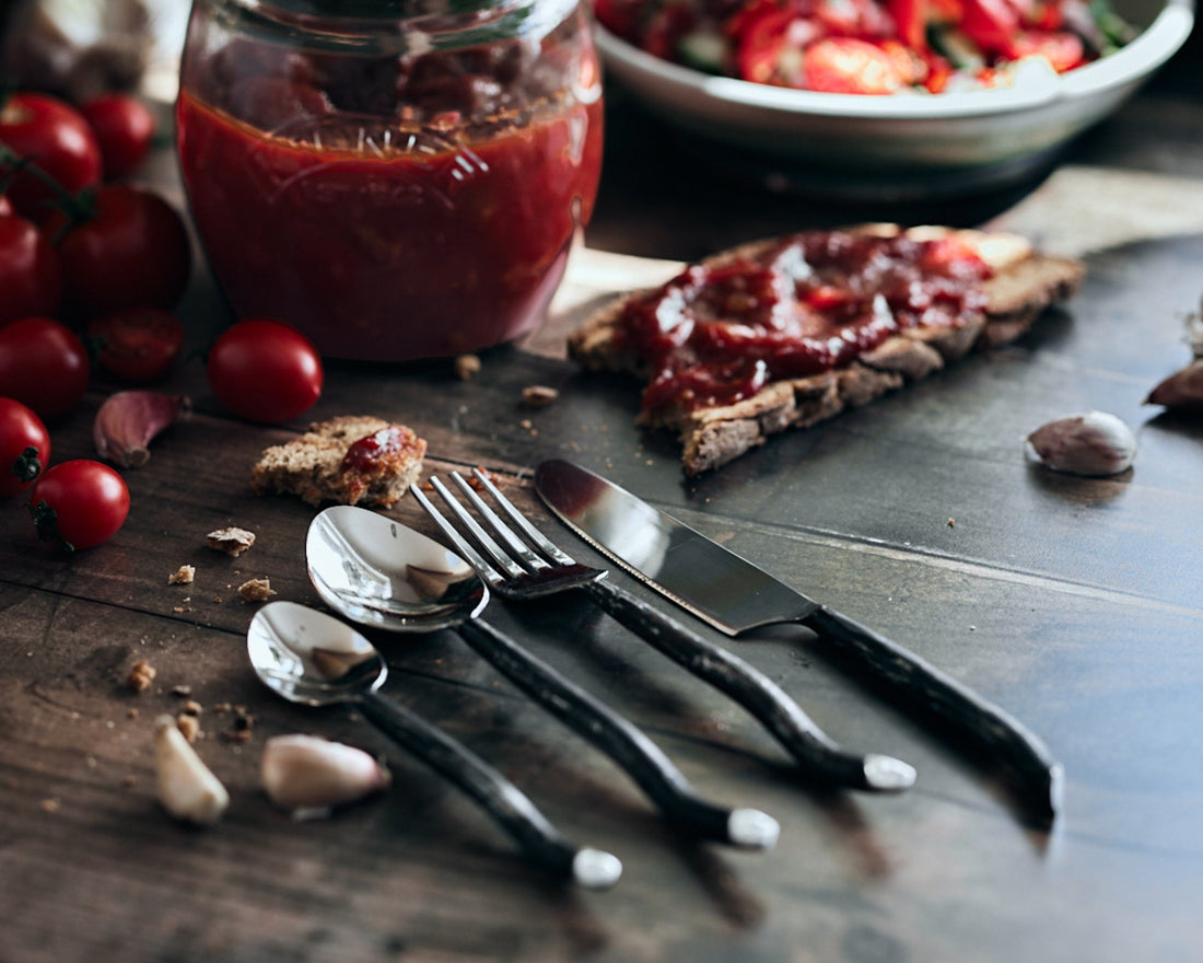 Stainless Steel Cutlery: A Buyer's Guide to Choosing Quality Sets
