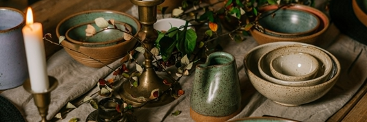 Rustic Modern Tablescape with a Touch of Colour this Season