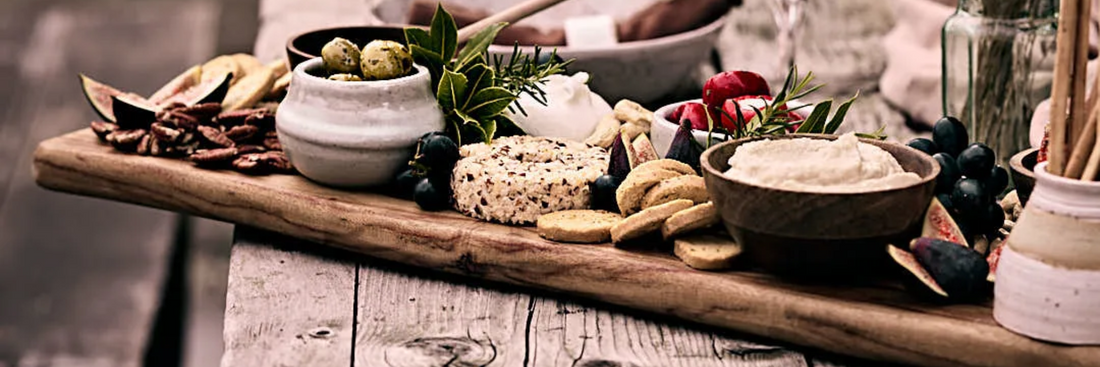 How to Prepare and Style a Gourmet Grazing Board: A Step-by-Step Guide