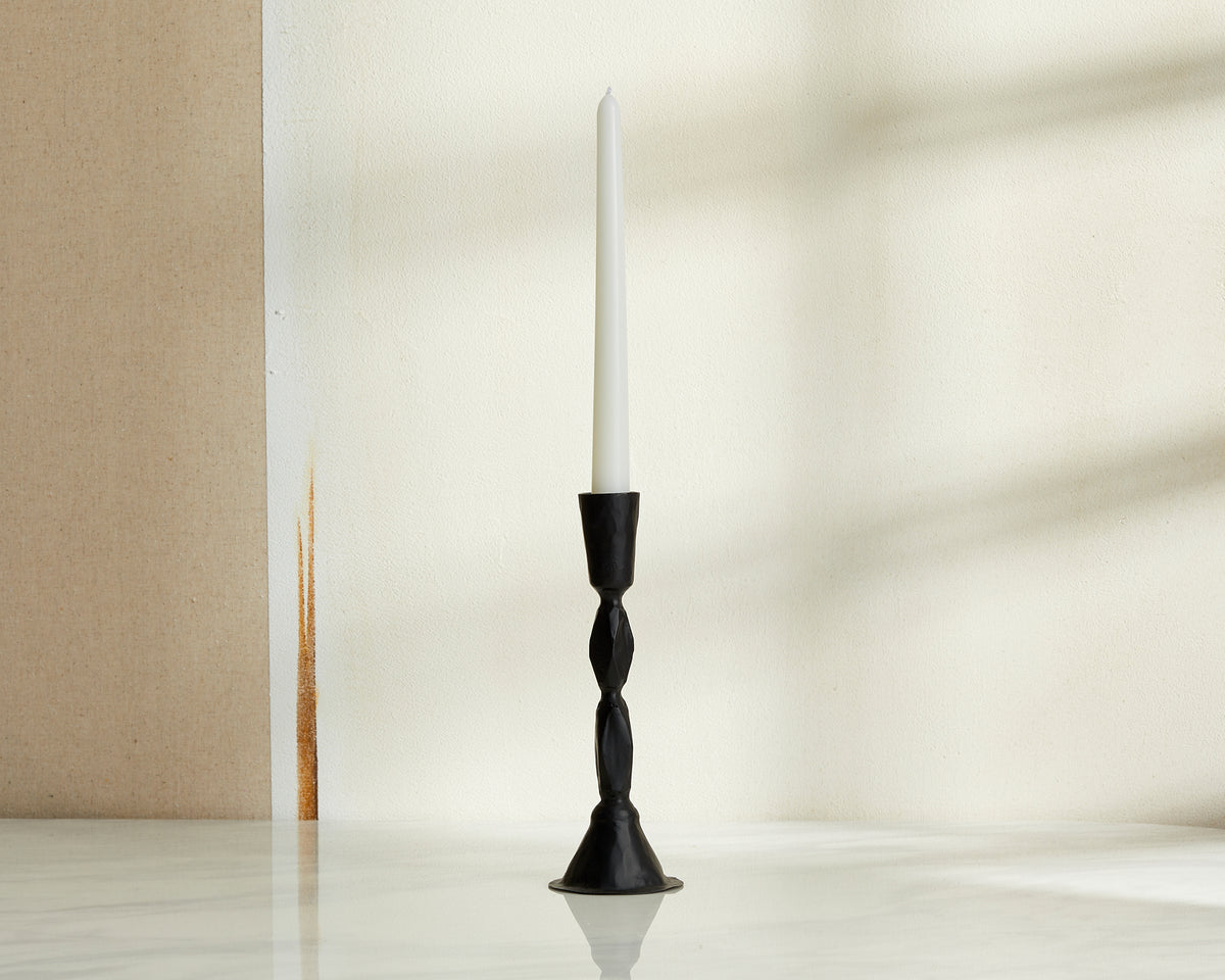 Viena Sculpture Shape Iron Candle Holder