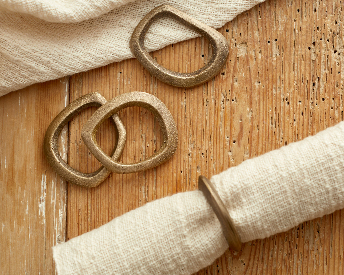 Brass Napkin Rings – Set of 4 Gold Organic Shape Table Decor