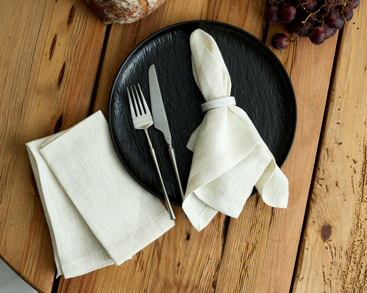 Beaune Linen Table Napkin Lines Pattern Set