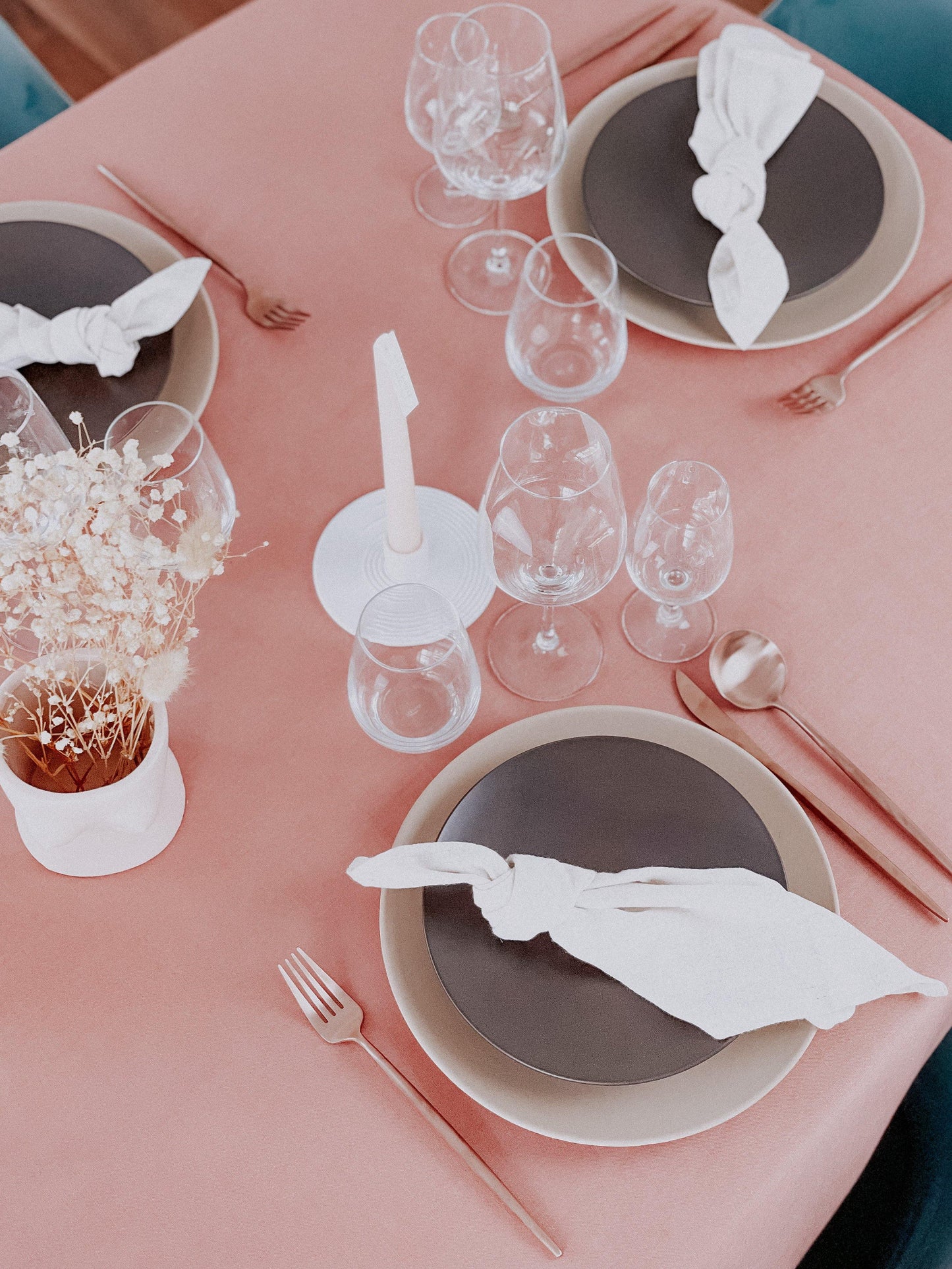 Linen Luxury Tablecloth - What a Host